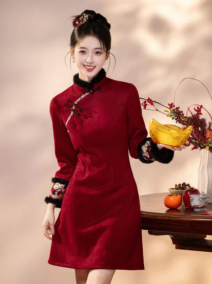 Women's Red Embroidered Qipao Cheongsam Dress – Chenille – additional product view