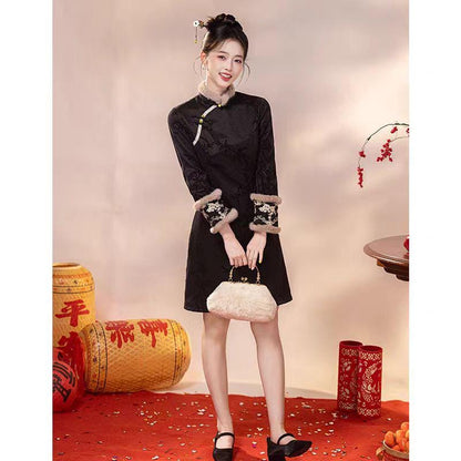 Women's Red Embroidered Qipao Cheongsam Dress – Chenille – additional product view