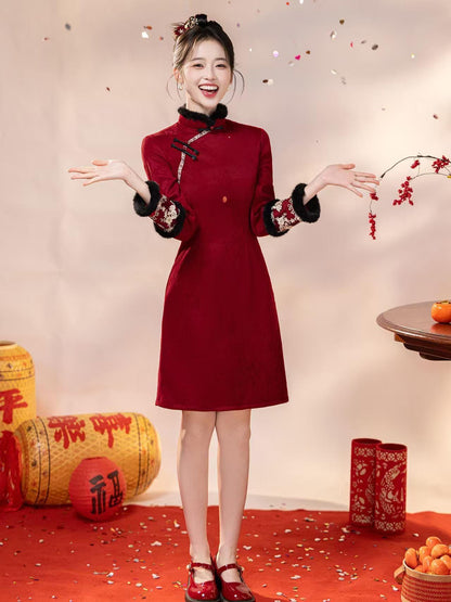 Women's Red Embroidered Qipao Cheongsam Dress – Chenille – additional product view
