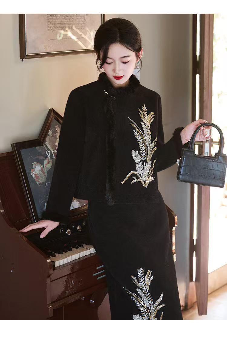Women's Elegant Velvet Modern Chinese Two-Piece Set – additional product view