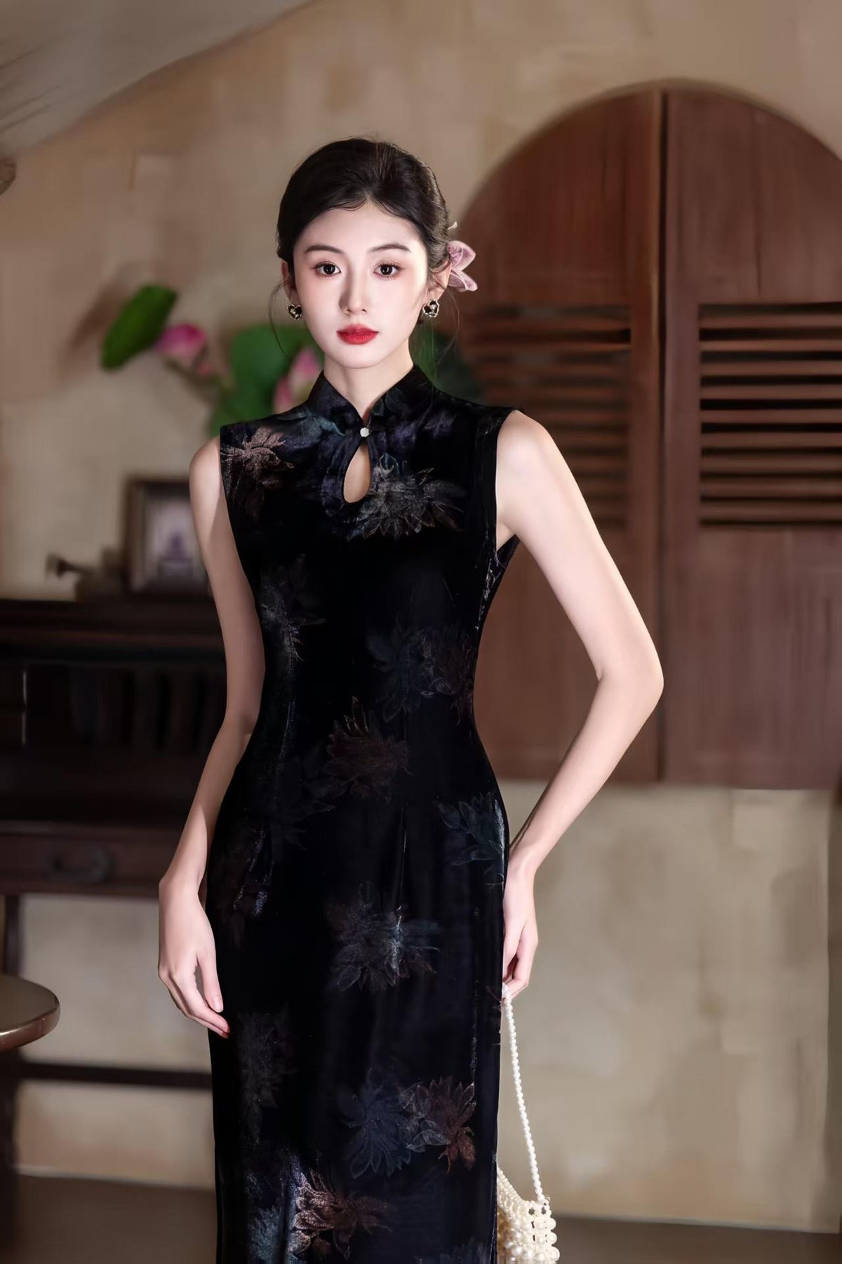 Modern Chinese Velvet Qipao Dress – additional product view