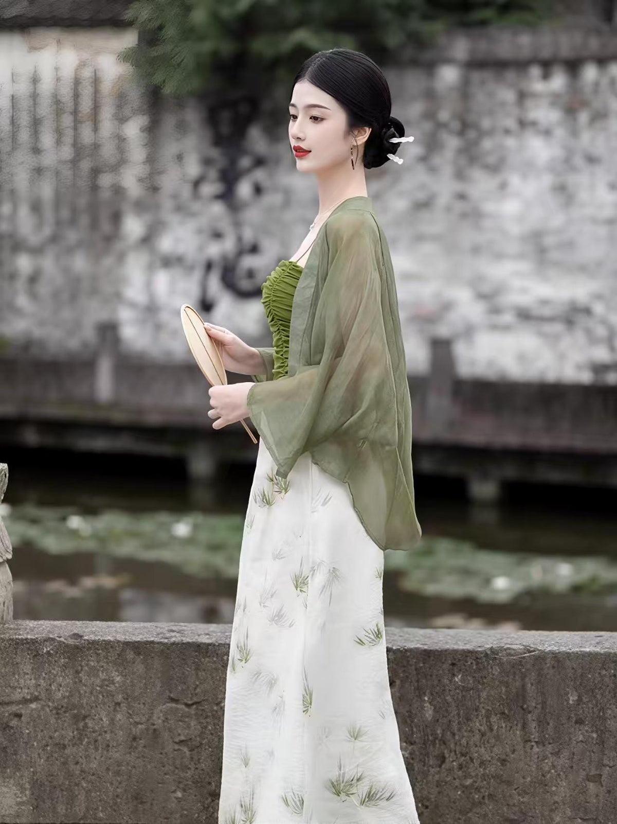 Women's Elegant Modern Chinese Two-Piece Set – additional product view