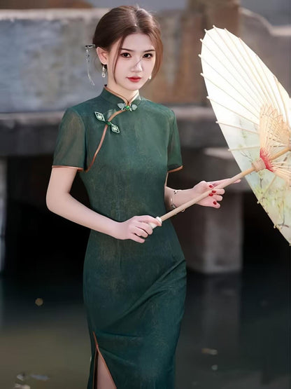Women's Green Elegant Qipao Cheongsam Dress – Maxi Fitted