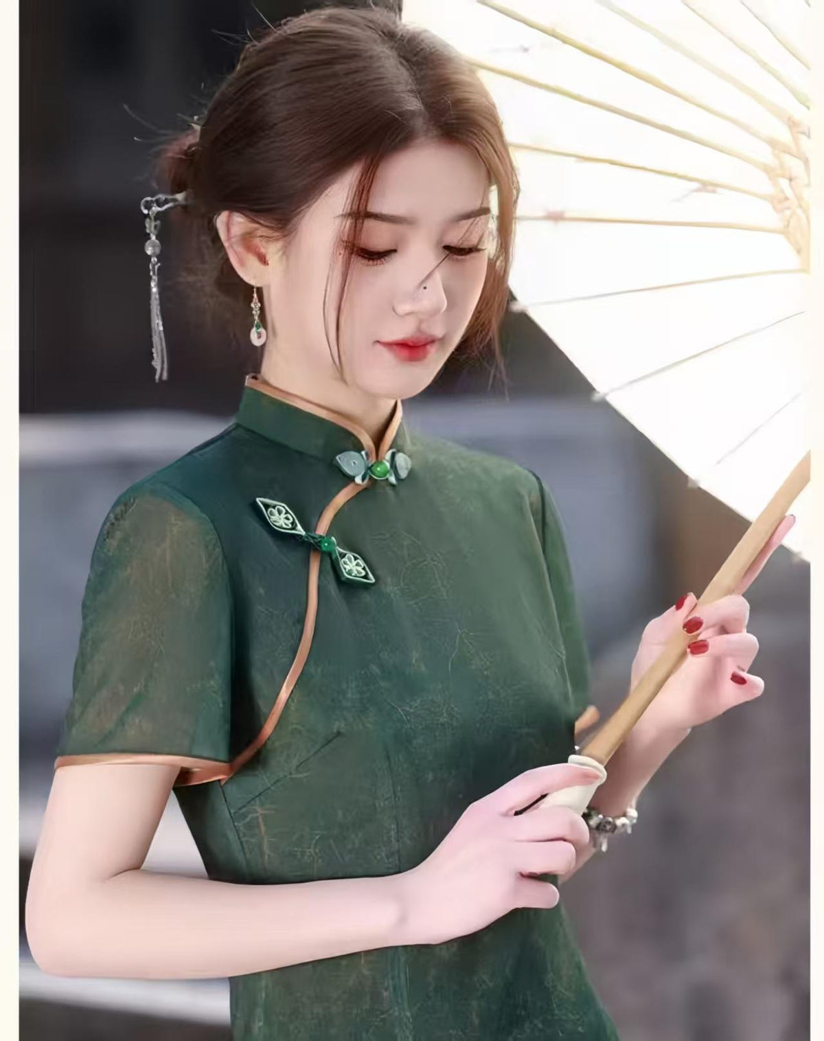 Women's Green Elegant Qipao Cheongsam Dress – Maxi Fitted – additional product view