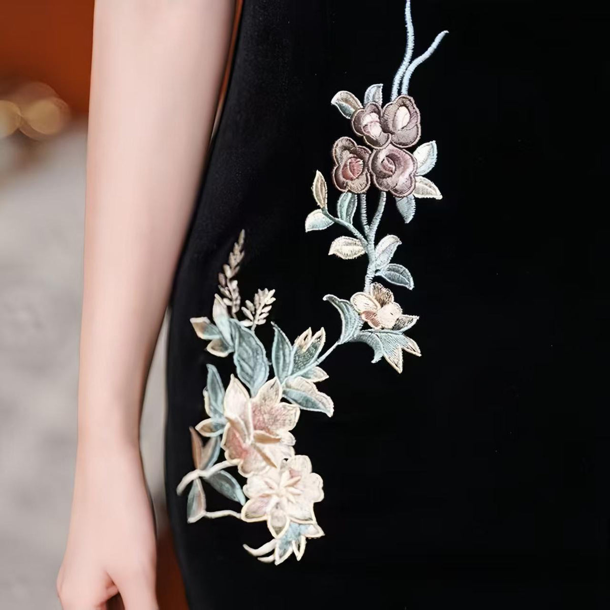 Women's Black Vintage Velvet Qipao Cheongsam Dress – additional product view