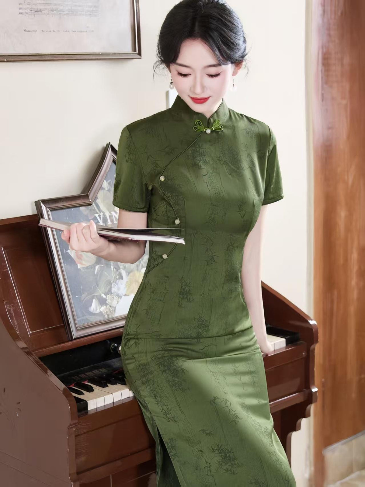 Women's Green Jacquard Qipao Cheongsam Dress – Fitted – additional product view