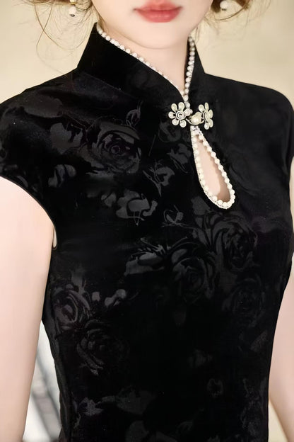 Women's Black Elegant Velvet Qipao Cheongsam Dress – Maxi Fitted – additional product view