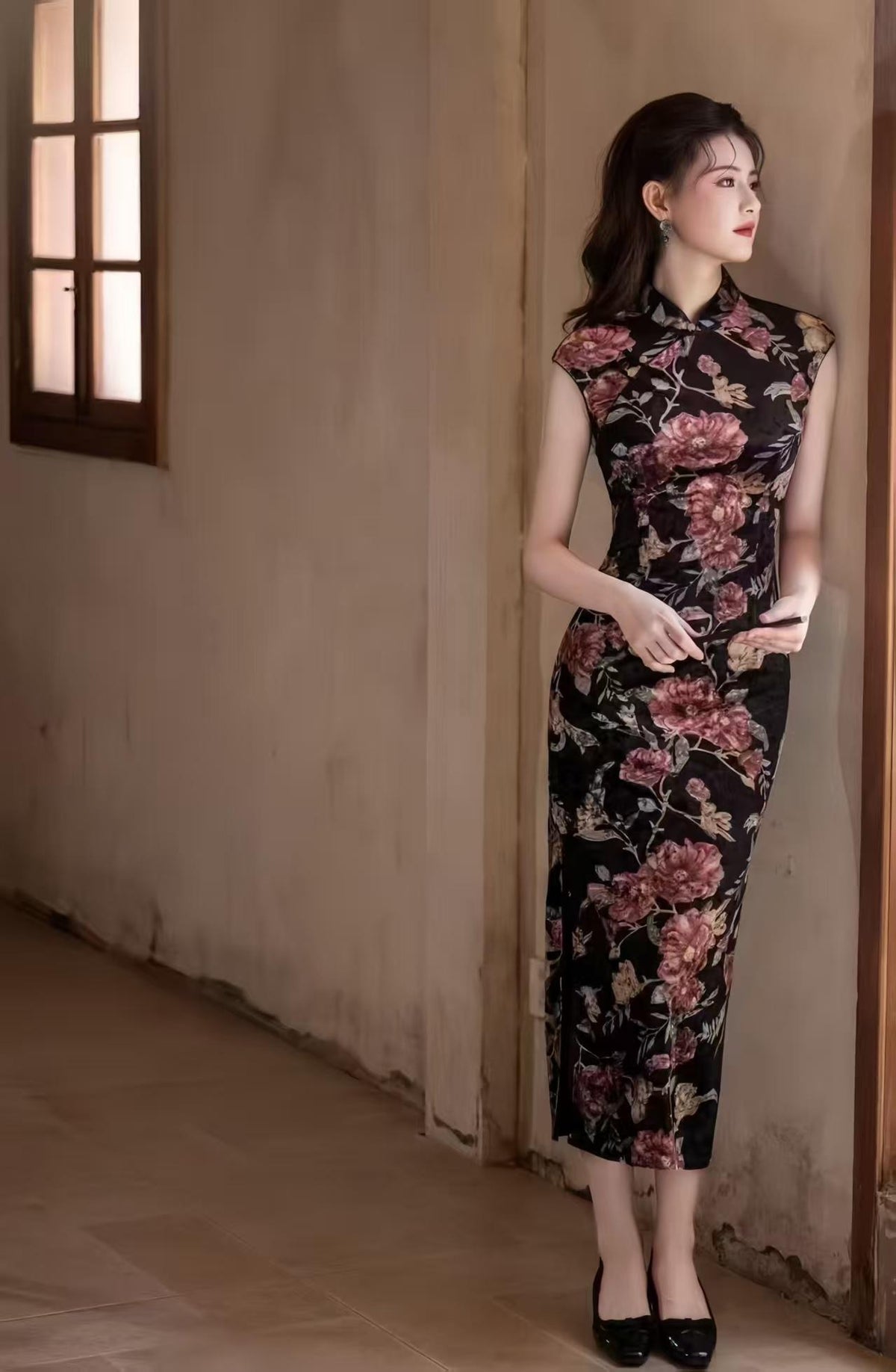 Women's Black Floral Velvet Qipao Cheongsam Dress – additional product view