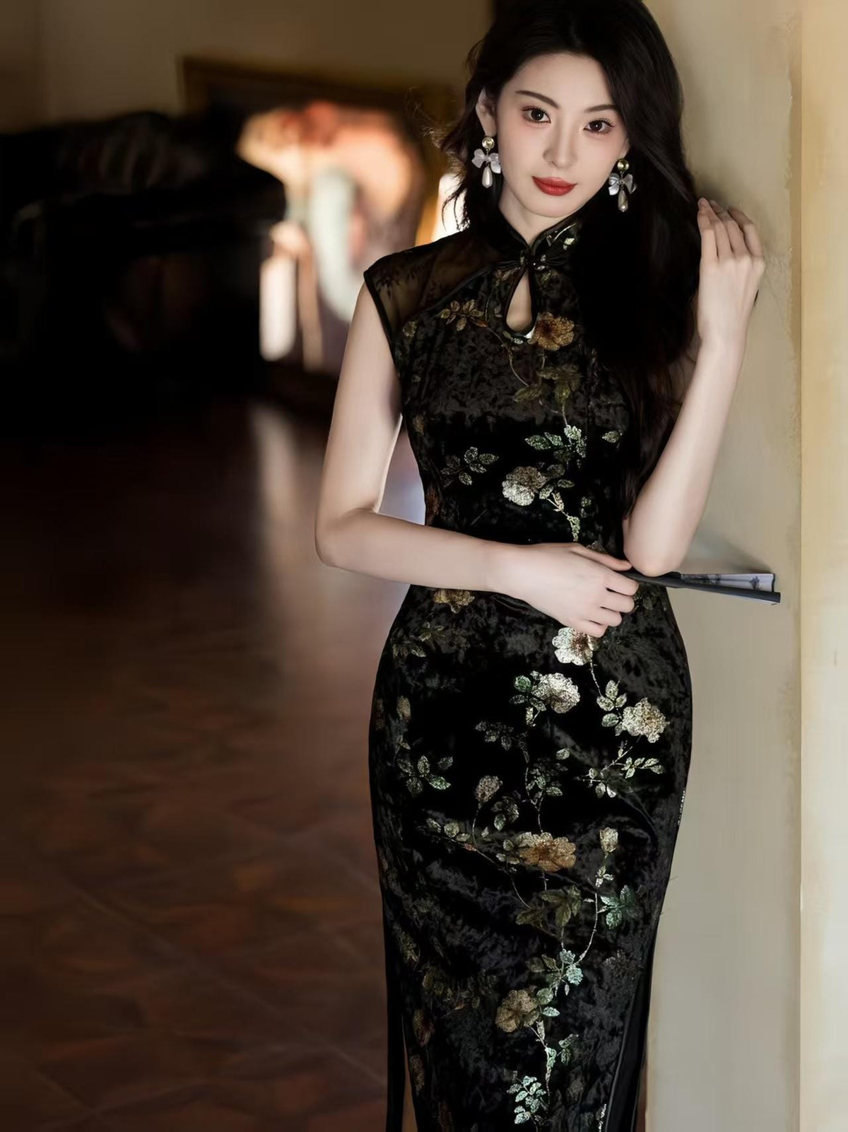 Women's Black Floral Velvet Qipao Cheongsam Dress – additional product view