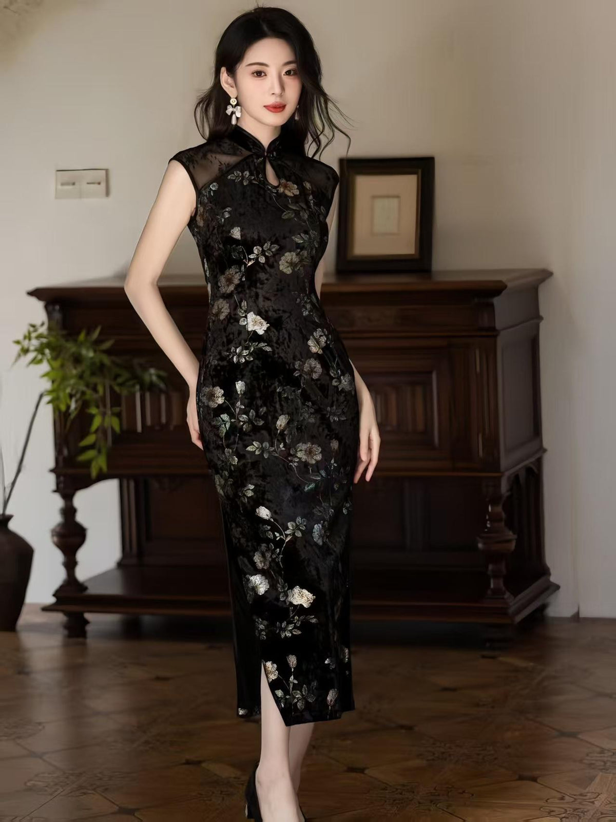 Women's Black Floral Velvet Qipao Cheongsam Dress – additional product view