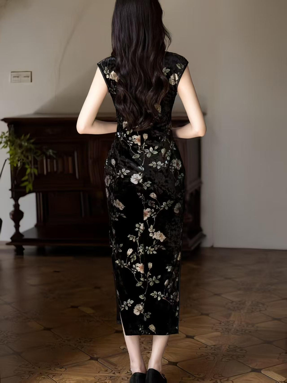 Women's Black Floral Velvet Qipao Cheongsam Dress – additional product view