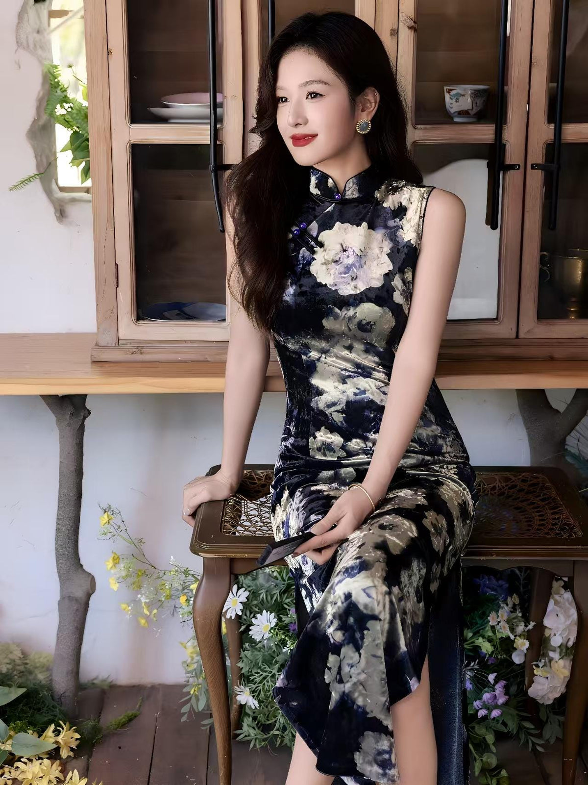 Women's Floral Velvet Qipao Cheongsam Dress – Sleeveless Midi – additional product view