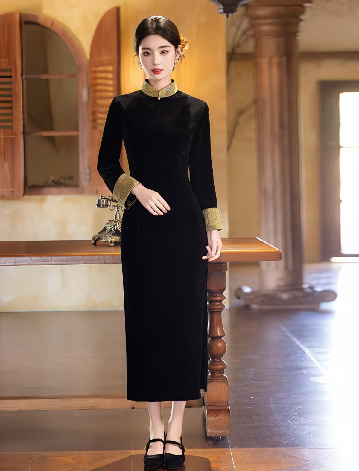 Women's Black Elegant Velvet Modern Chinese Two-Piece Set – additional product view