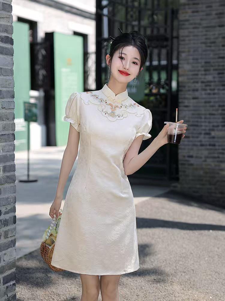 Women's Black Embroidered Qipao Cheongsam Dress – Jacquard – additional product view