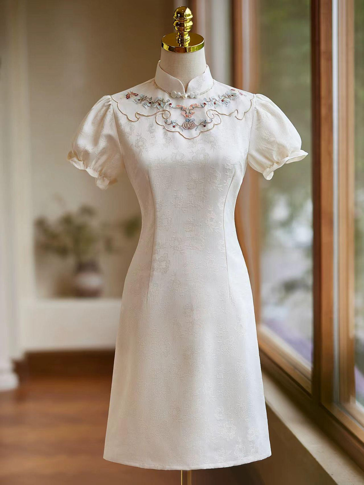 Women's Black Embroidered Qipao Cheongsam Dress – Jacquard – additional product view
