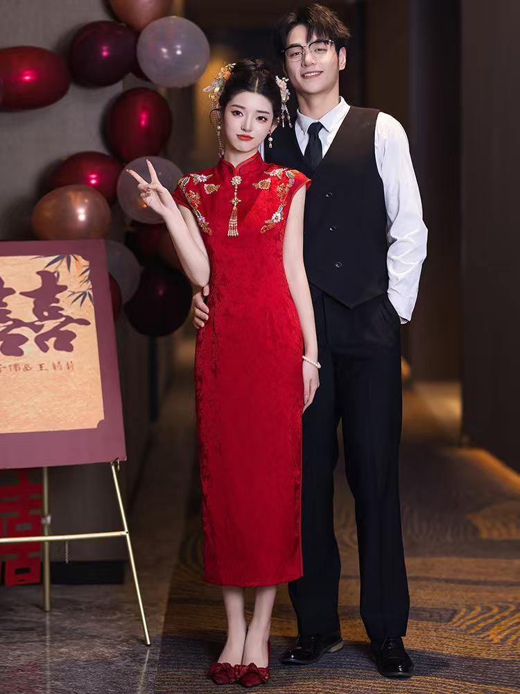 Women's Red Embroidered Qipao Cheongsam Dress – additional product view