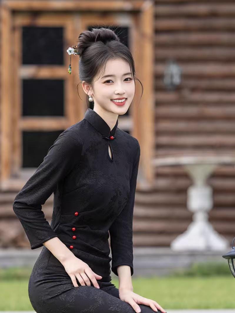 Women's Black Vintage Qipao Cheongsam Dress – Winter – additional product view