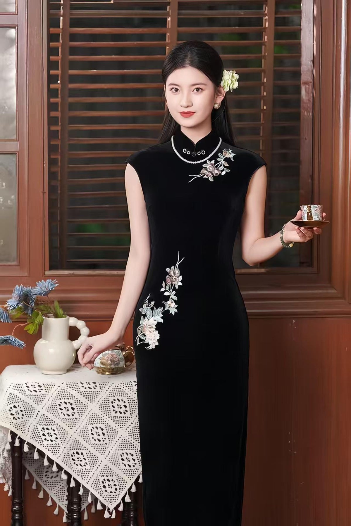 Women's Black Vintage Velvet Qipao Cheongsam Dress