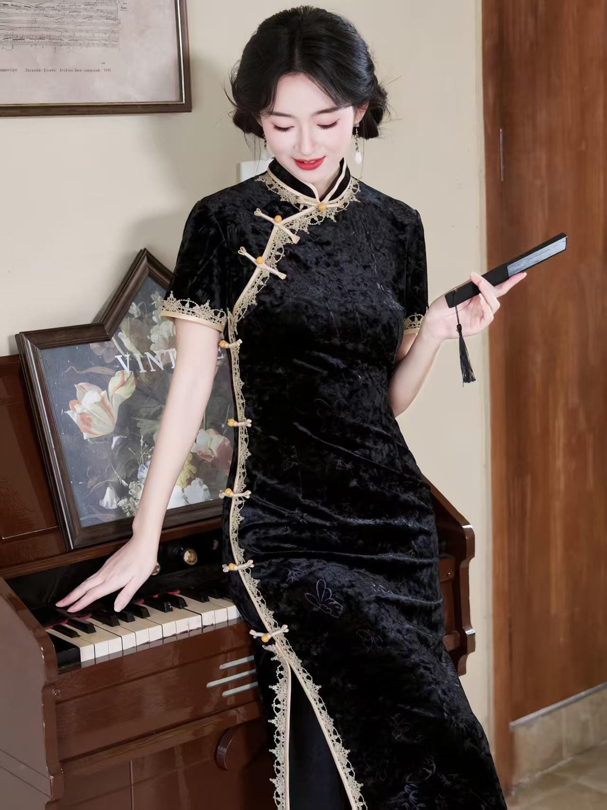 Women's Black Elegant Velvet Qipao Cheongsam Dress – Printed Fitted