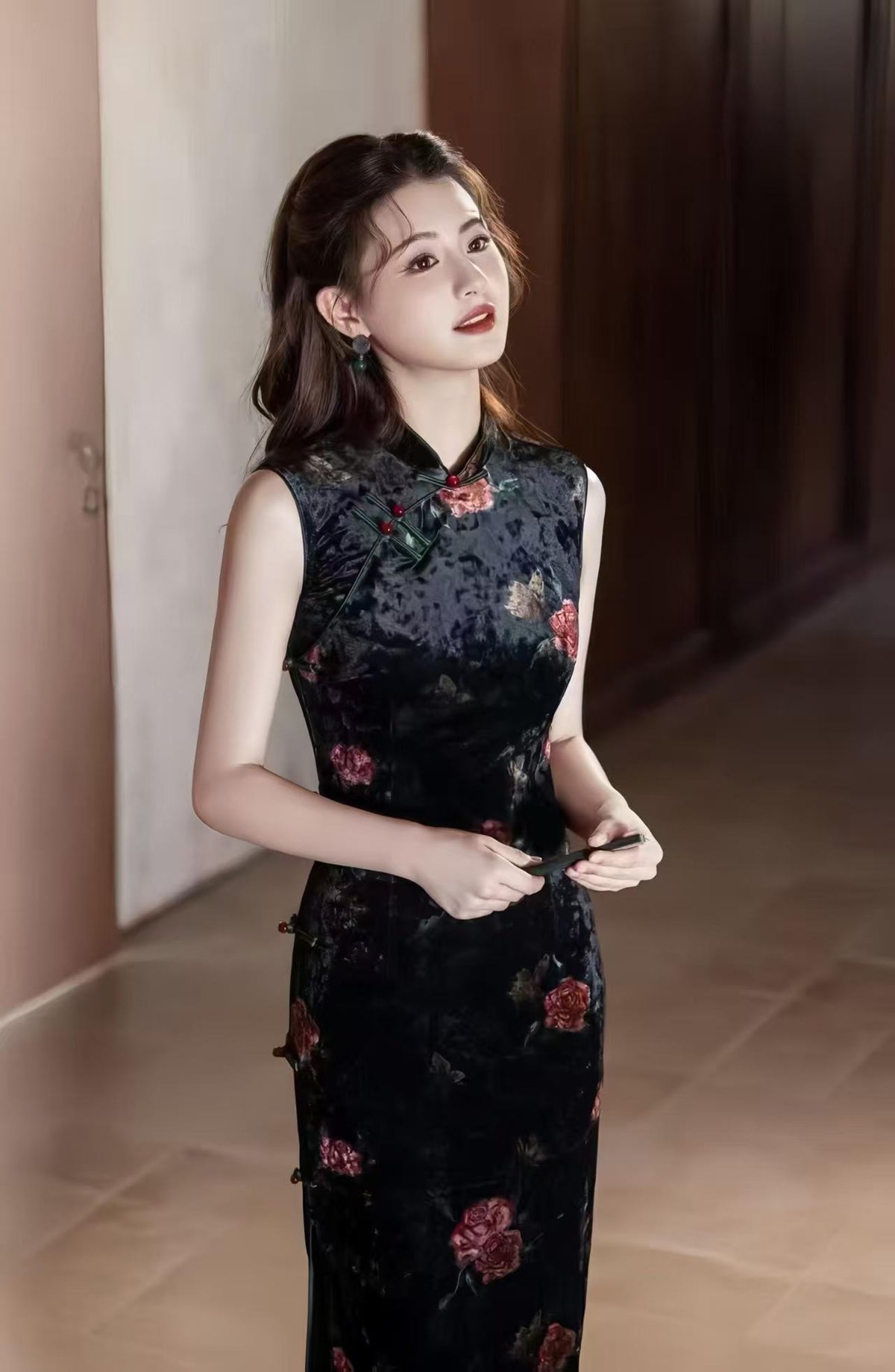 Women's Pink Vintage Velvet Qipao Cheongsam Dress – additional product view
