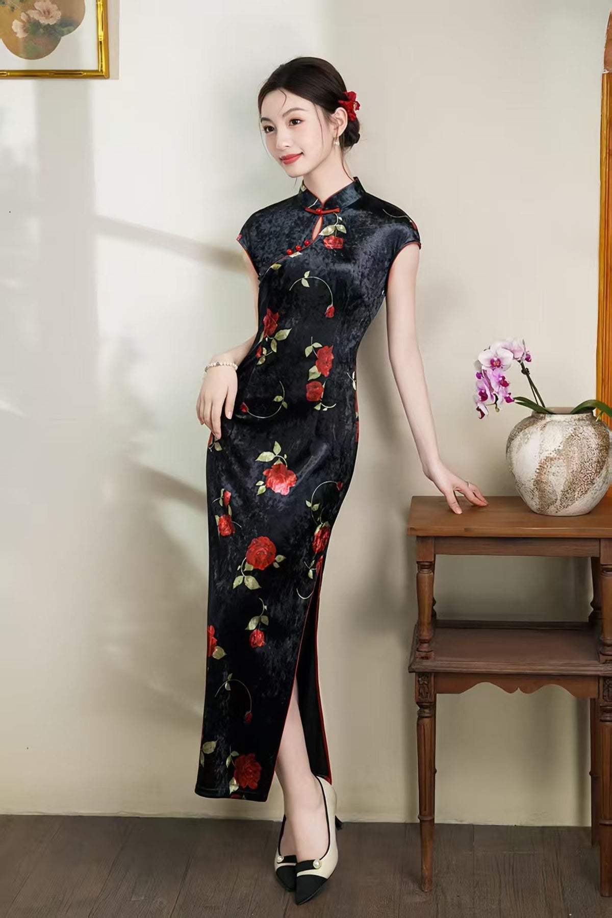 Women's Black Floral Velvet Qipao Cheongsam Dress – Fitted – additional product view