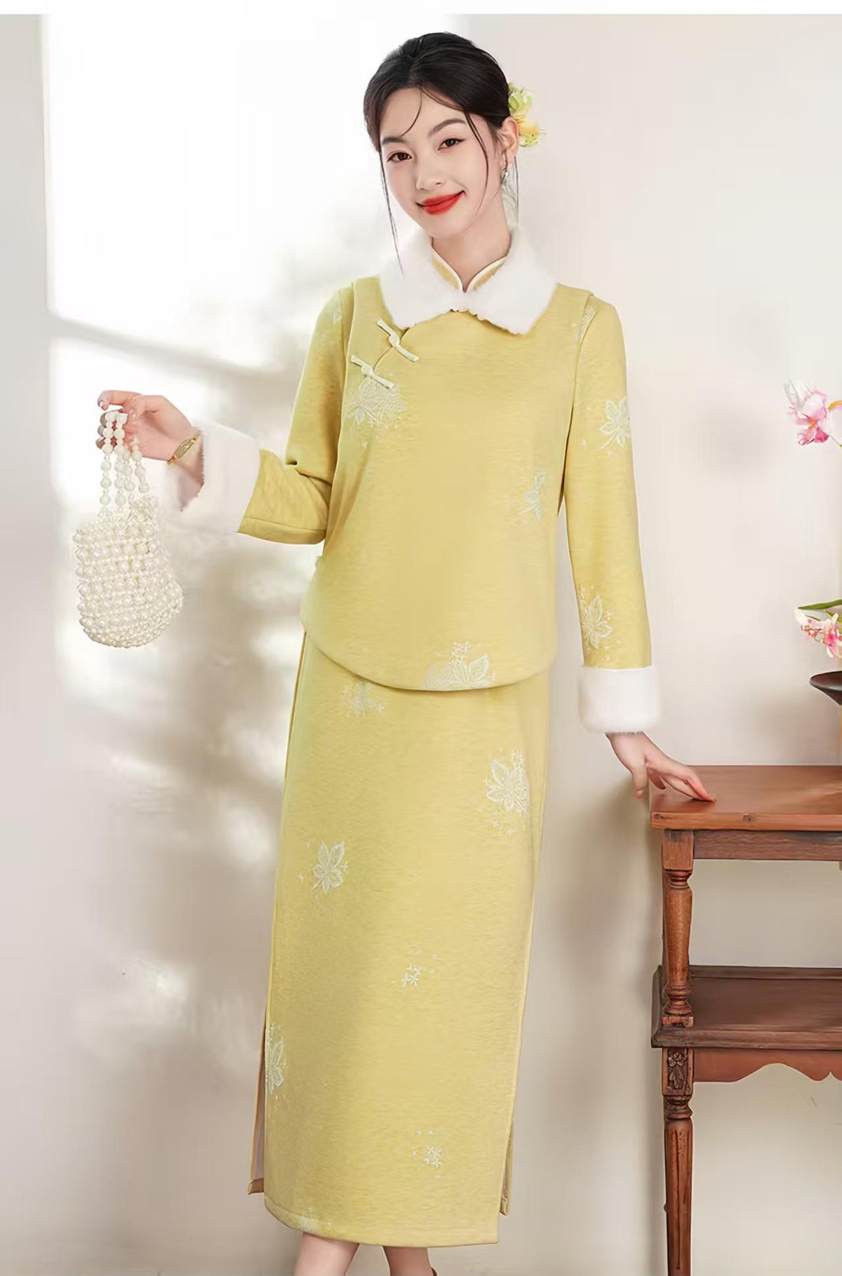 Women's Floral Modern Chinese Two-Piece Set – Yellow Cotton Mandarin Collar – additional product view