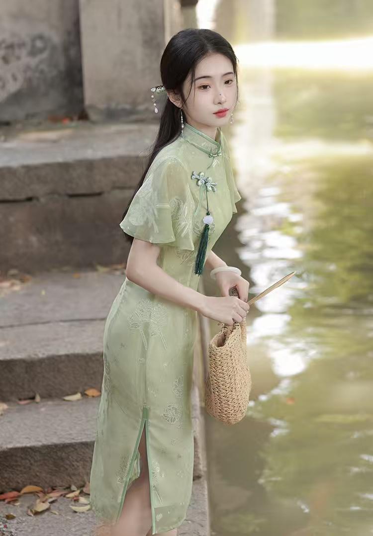Women's Green Floral Qipao Cheongsam Dress – Midi – additional product view