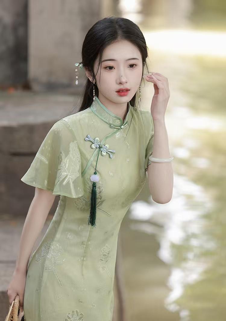 Women's Green Floral Qipao Cheongsam Dress – Midi – additional product view