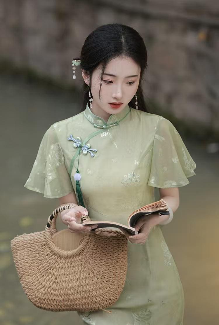 Women's Green Floral Qipao Cheongsam Dress – Midi – additional product view
