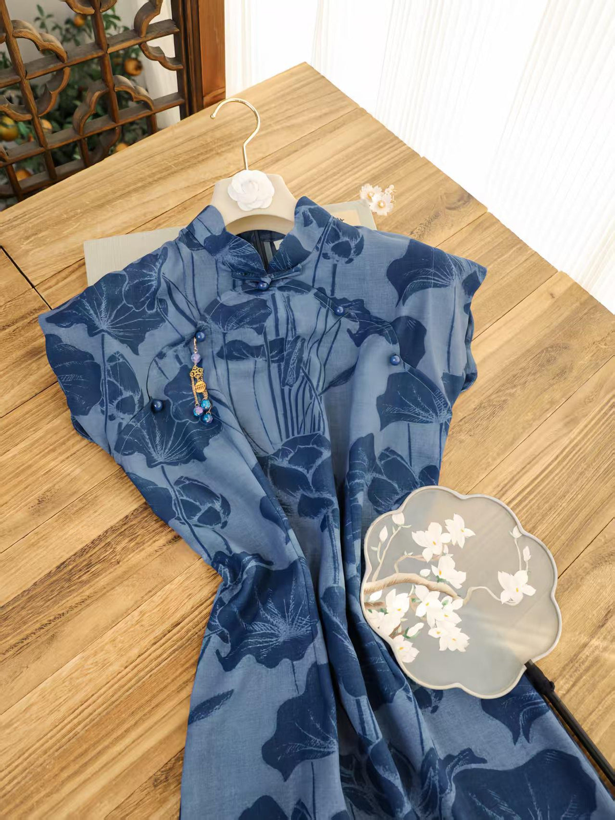 Women's Blue Floral Qipao Cheongsam Dress – Midi Fitted – additional product view