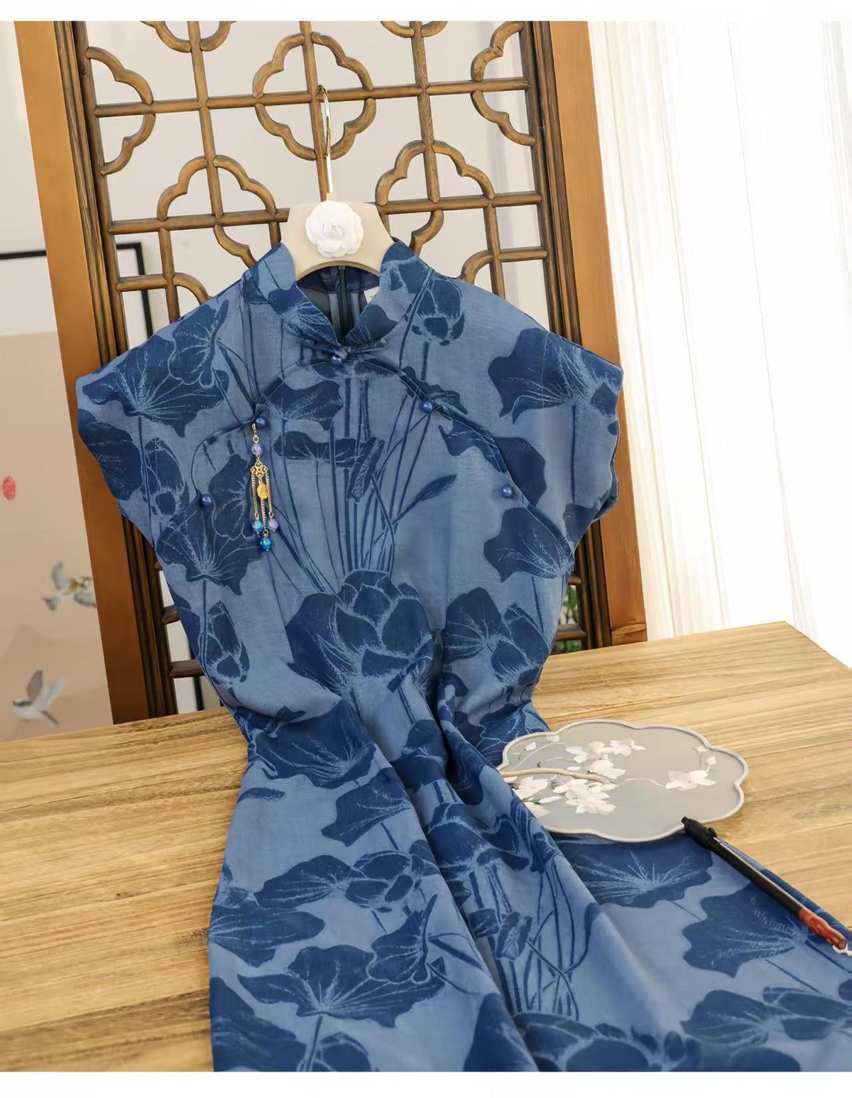 Women's Blue Floral Qipao Cheongsam Dress – Midi Fitted – additional product view