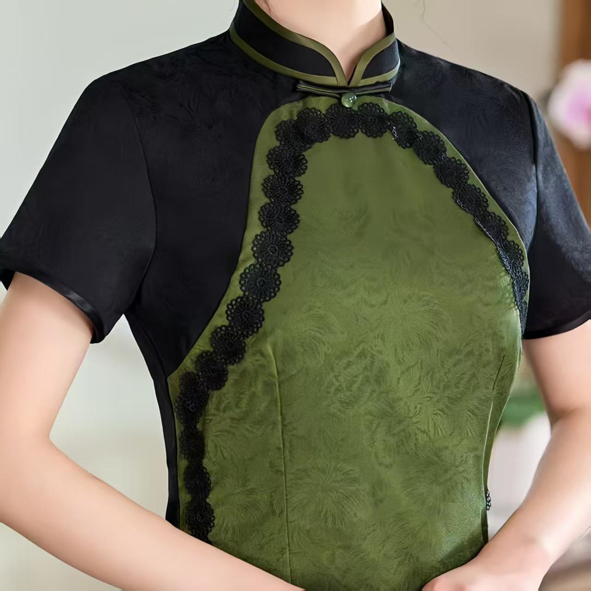 Women's Green Elegant Qipao Cheongsam Dress – Midi Fitted – additional product view