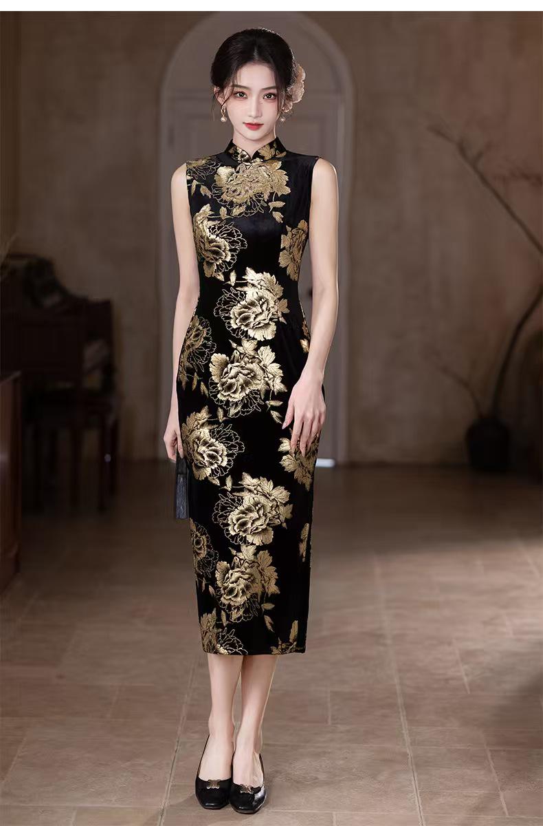 Women's Black Floral Velvet Qipao Cheongsam Dress – Midi – additional product view