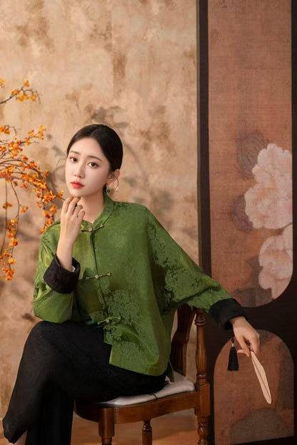 Women's Green Vintage Chinese Tang Jacket – additional product view