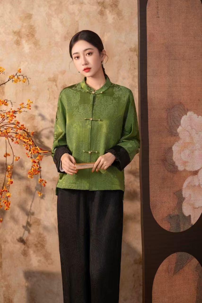 Women's Green Vintage Chinese Tang Jacket – additional product view
