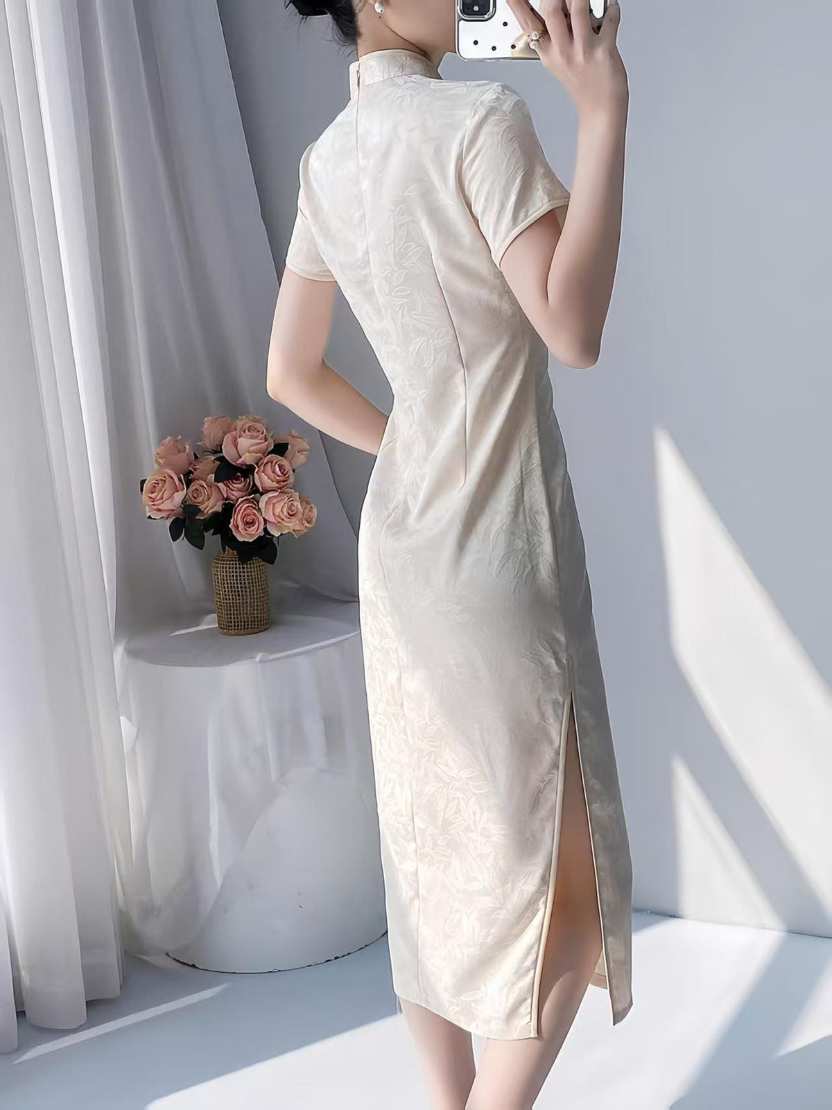 Women's Vintage Qipao Cheongsam Dress – Ivory High Slit Maxi Fitted – additional product view