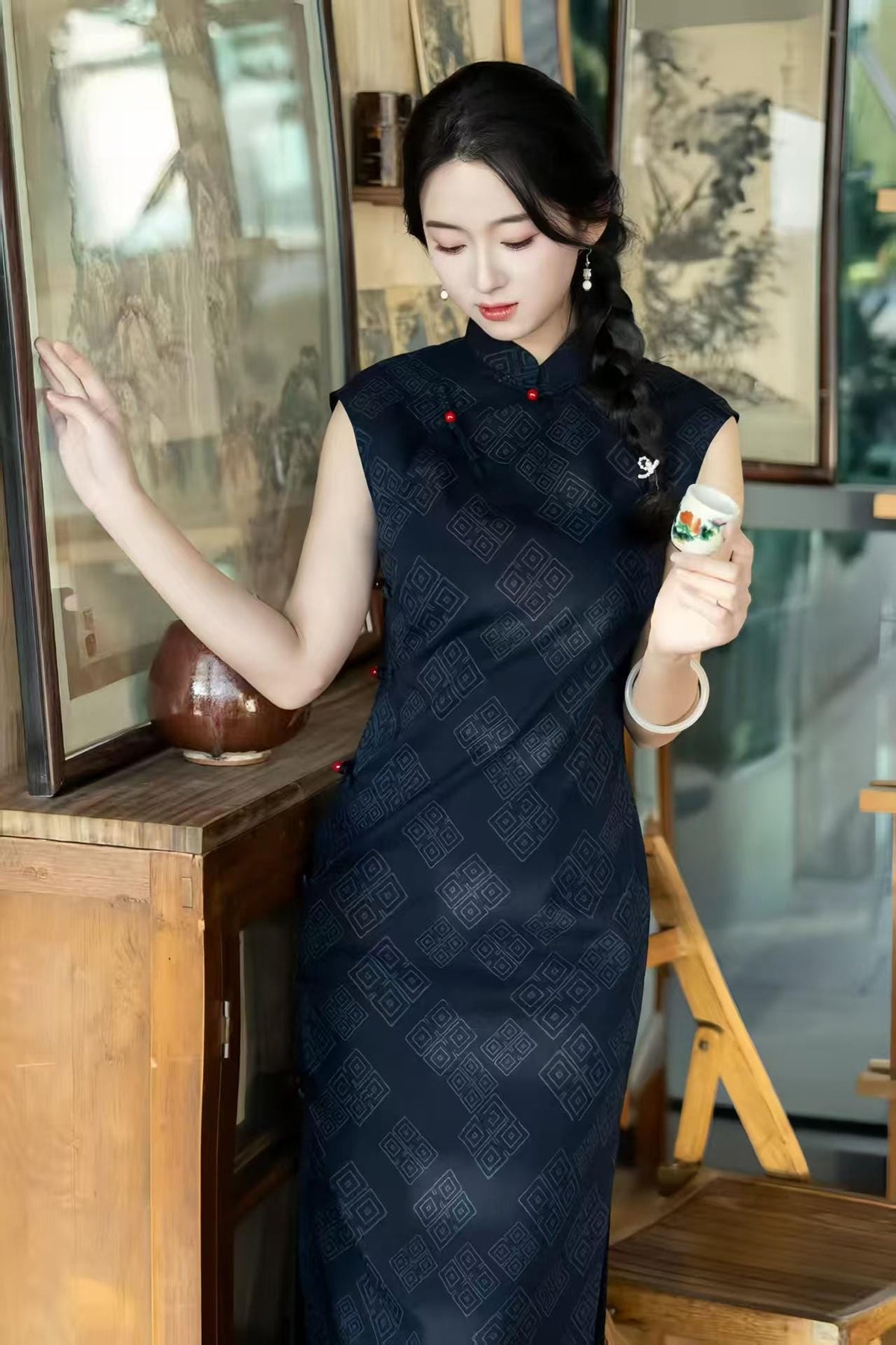 Women's Black Vintage Qipao Cheongsam Dress – Linen Fitted – additional product view