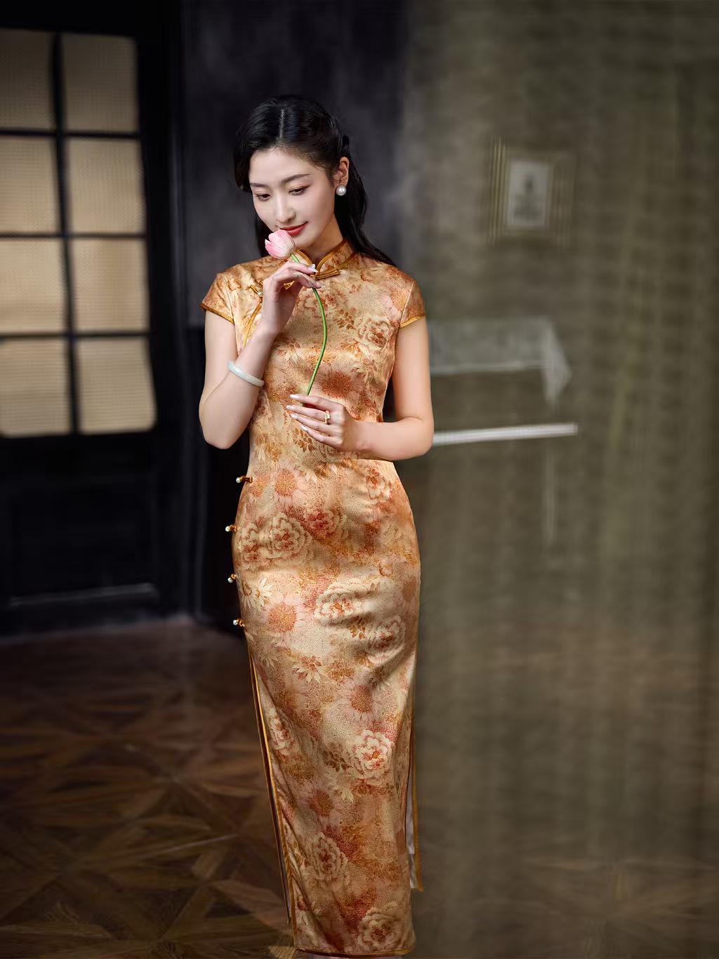 Women's Gold Vintage Silk Qipao Cheongsam Dress – Fitted – additional product view