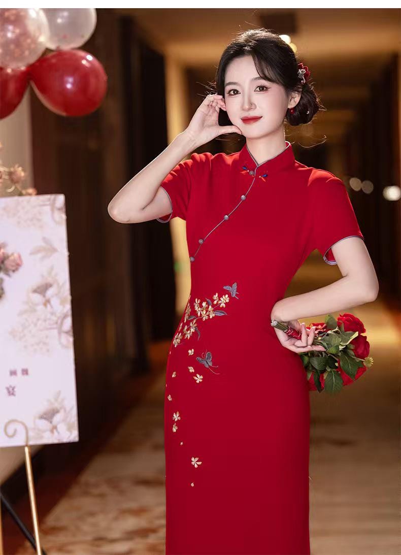 Women's Red Embroidered Qipao Cheongsam Dress – Fitted – additional product view