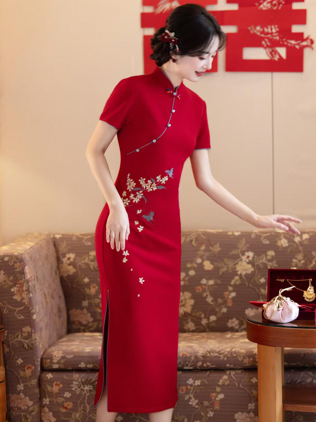 Women's Red Embroidered Qipao Cheongsam Dress – Fitted – additional product view