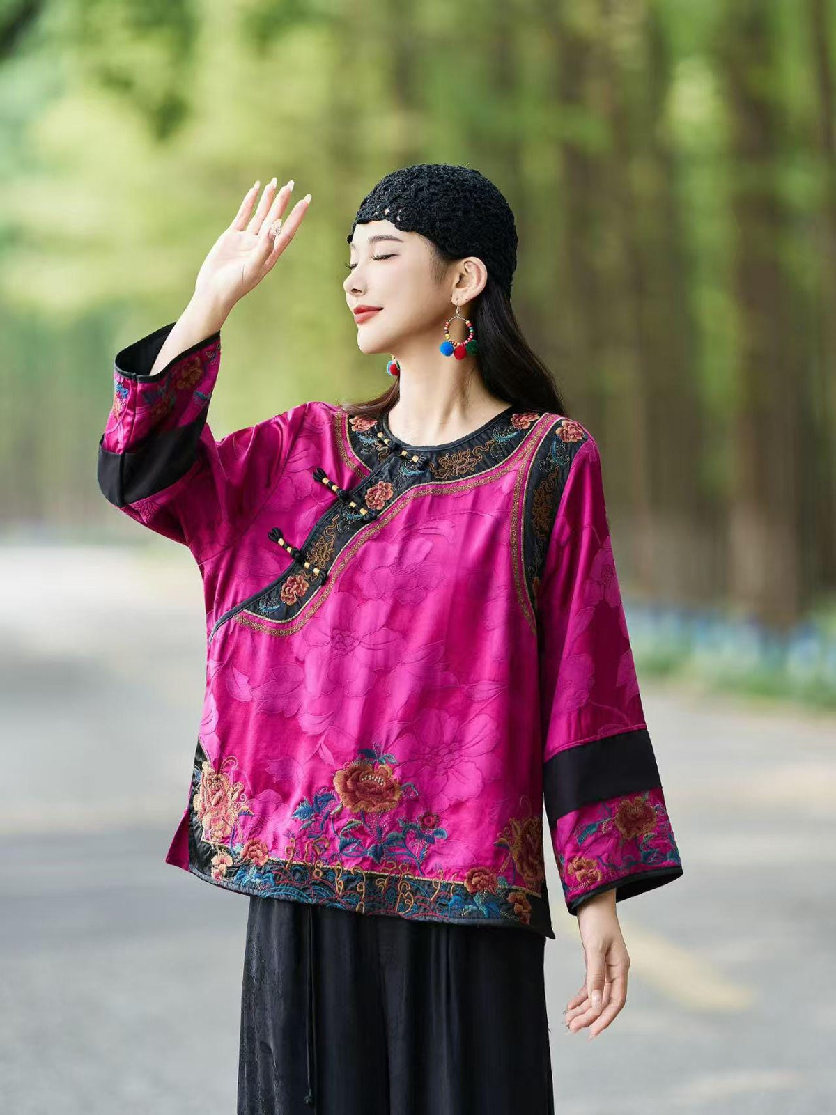 Women's Embroidered Chinese Style Blouse – additional product view