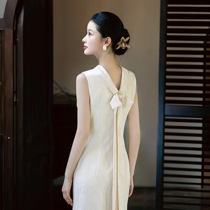 Women's White Elegant Qipao Cheongsam Dress – Fitted – additional product view