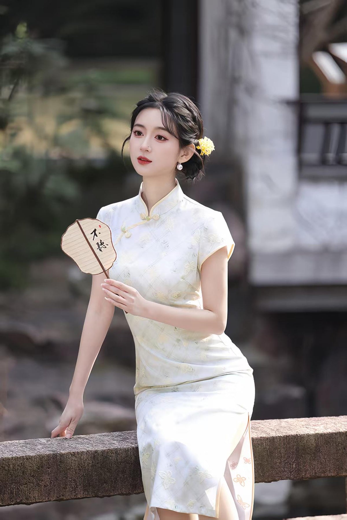 Women's Vintage Qipao Cheongsam Dress – Beige Linen Fitted – additional product view