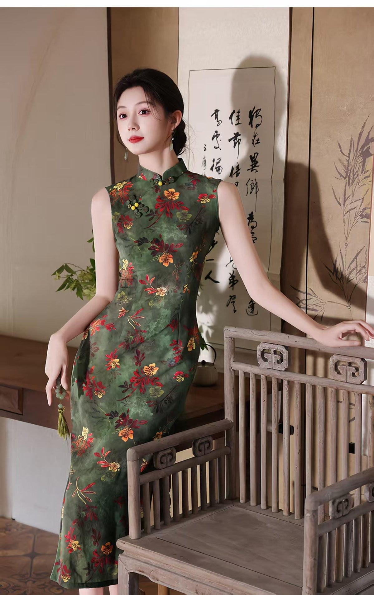 Women's Green Floral Qipao Cheongsam Dress – Sleeveless Fitted