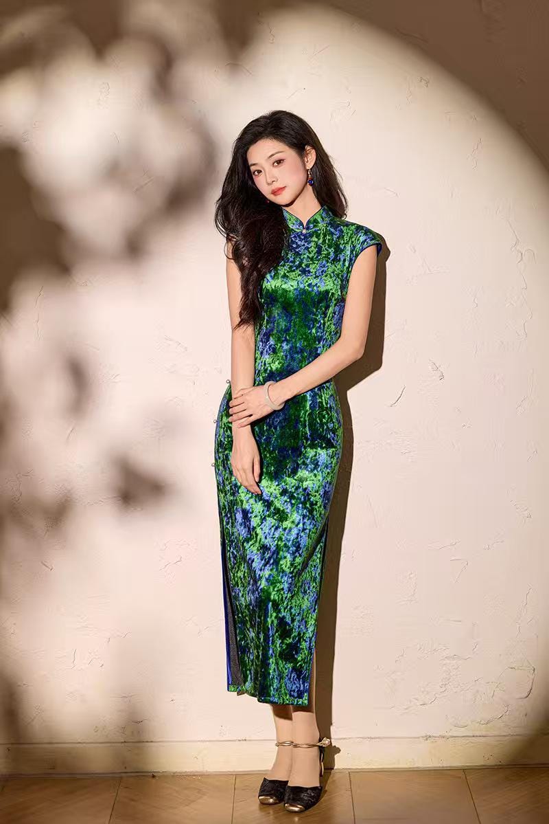 Women's Blue Elegant Velvet Qipao Cheongsam Dress – additional product view