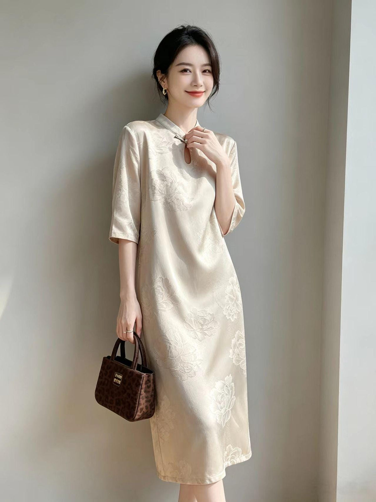Women's Vintage Qipao Cheongsam Dress – Half Sleeve – additional product view