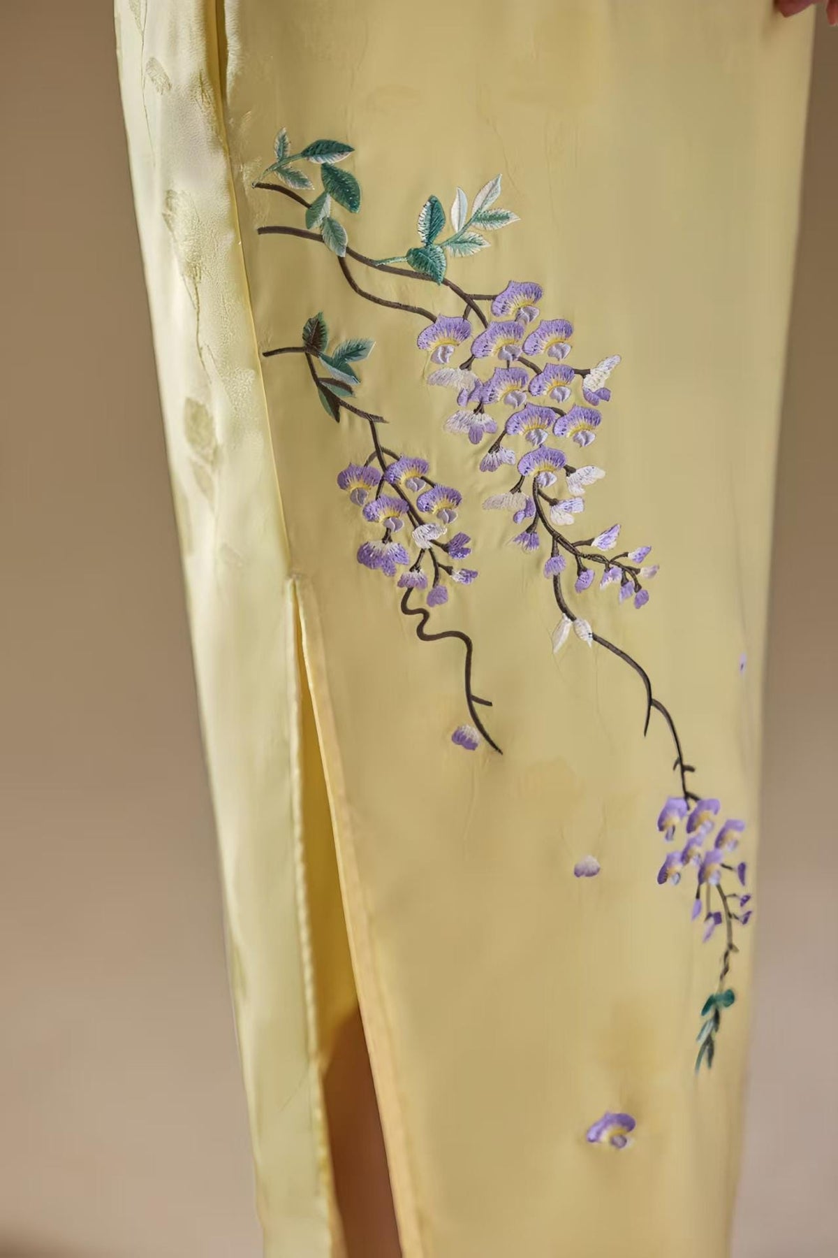 Women's Embroidered Qipao Cheongsam Dress – Fitted – additional product view