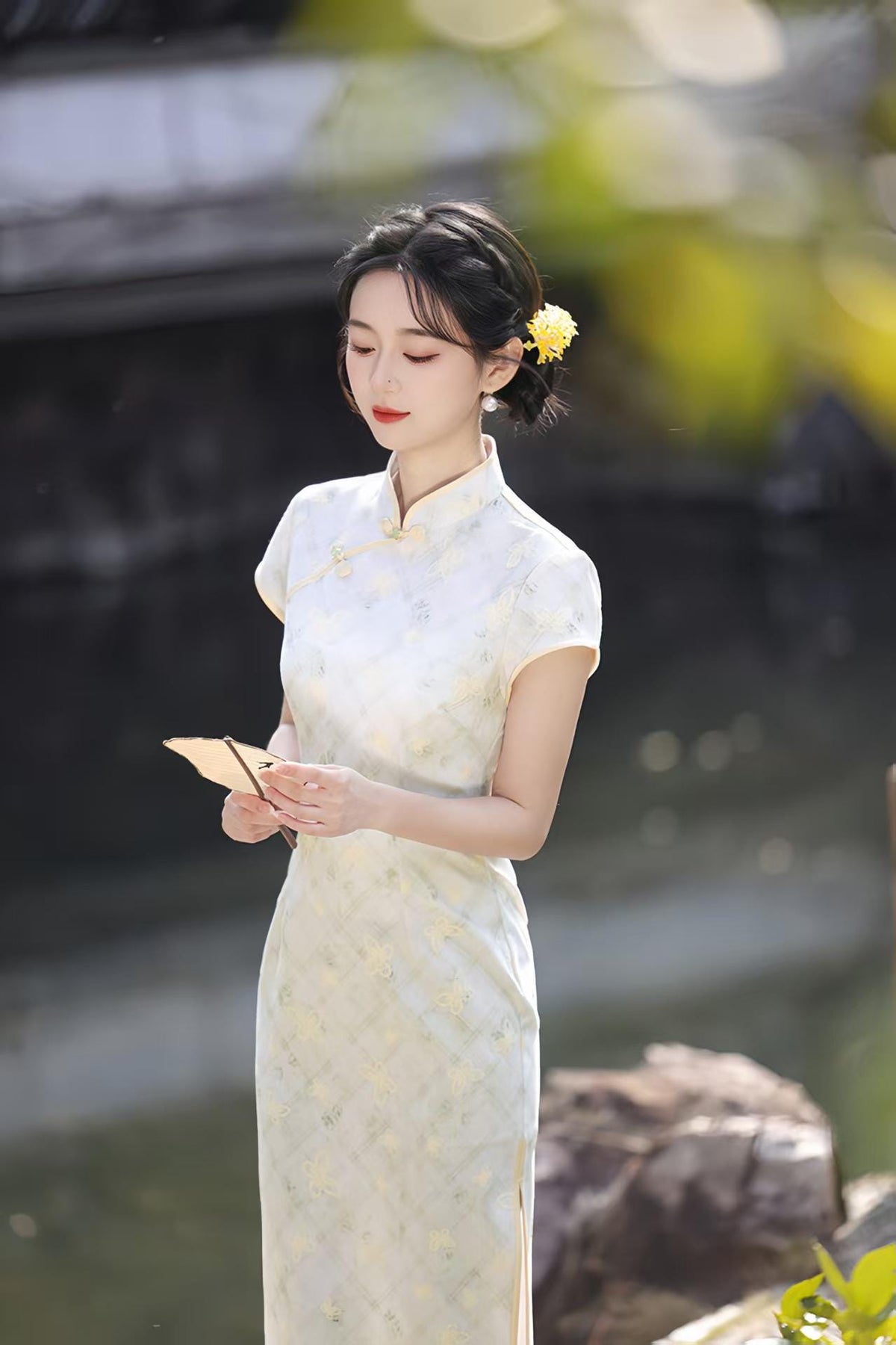 Women's Vintage Qipao Cheongsam Dress – Beige Linen Fitted – additional product view