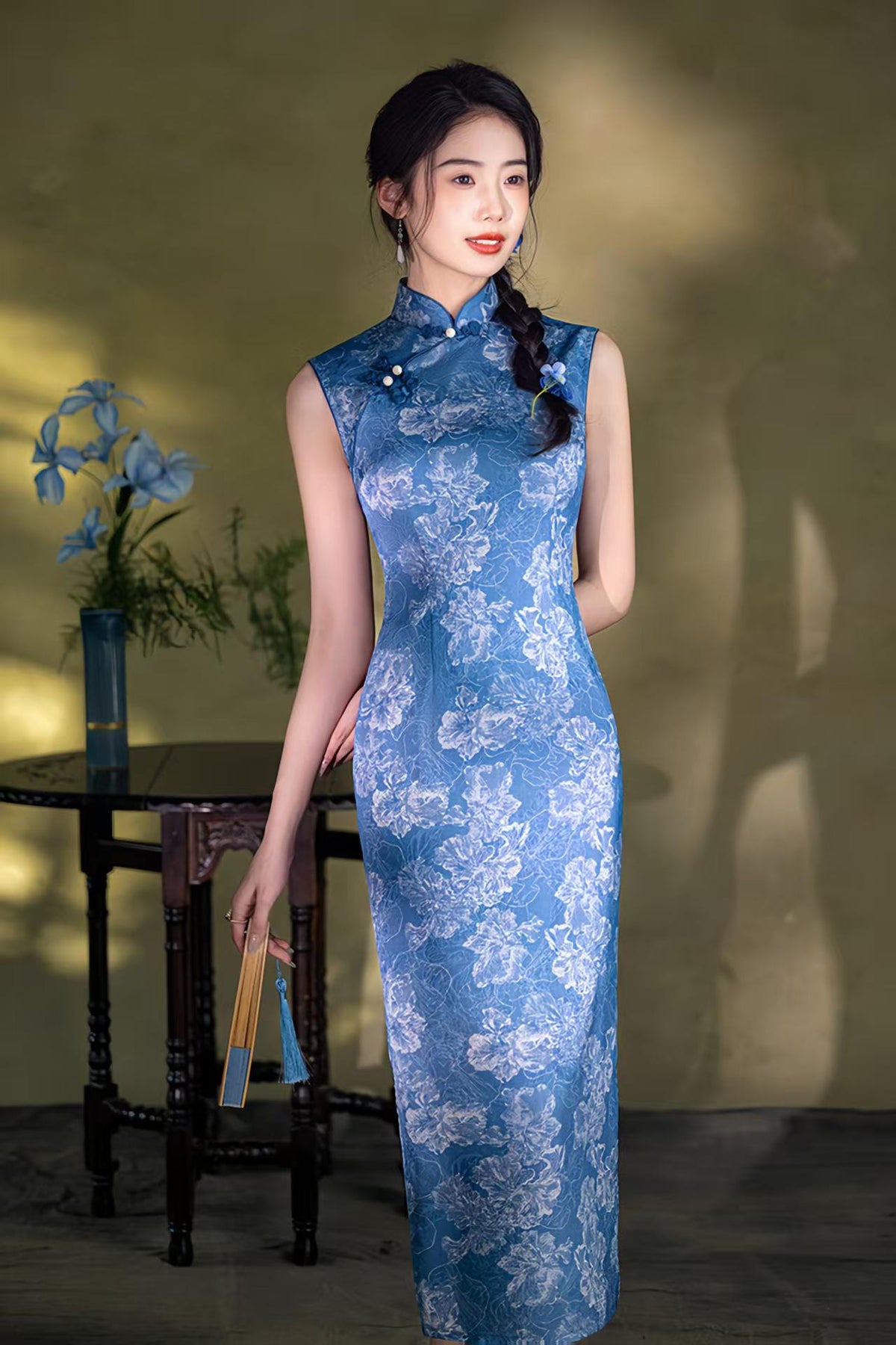 Women's Blue Floral Qipao Cheongsam Dress – Sleeveless Fitted – additional product view