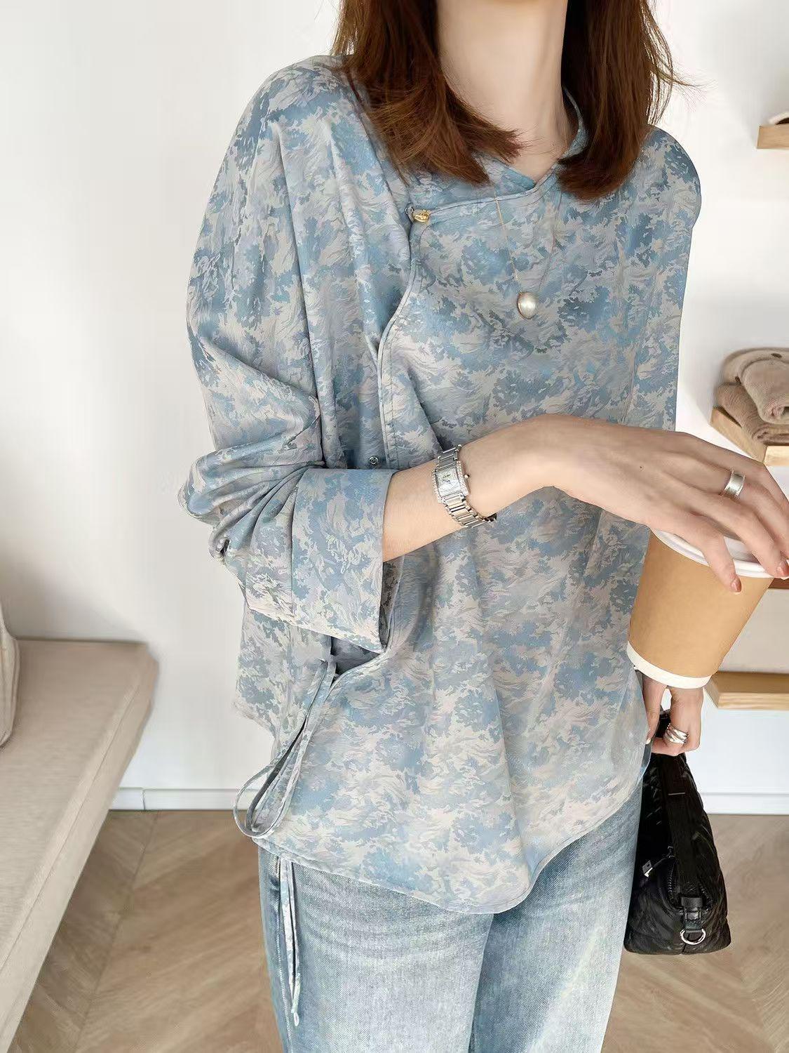 Women's Blue Jacquard Chinese Style Blouse – additional product view